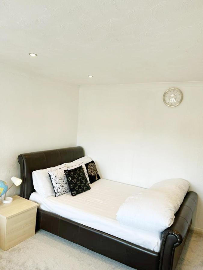 Blessings Of Peace Home Away From Home 카디프 외부 사진
