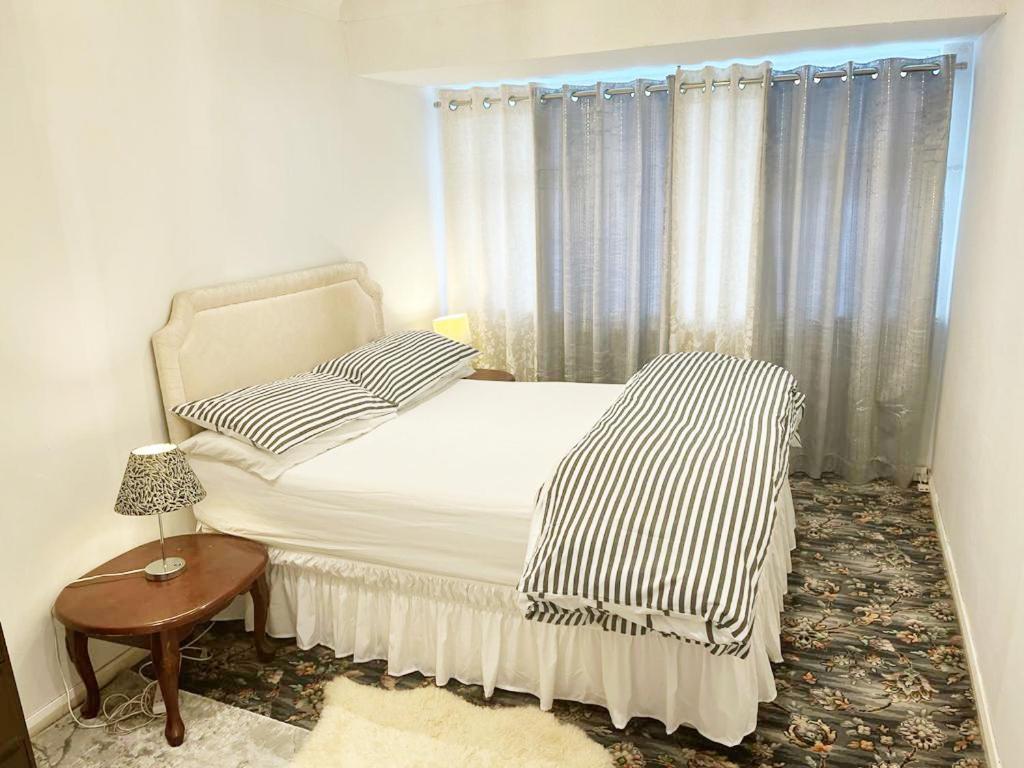 Blessings Of Peace Home Away From Home 카디프 외부 사진
