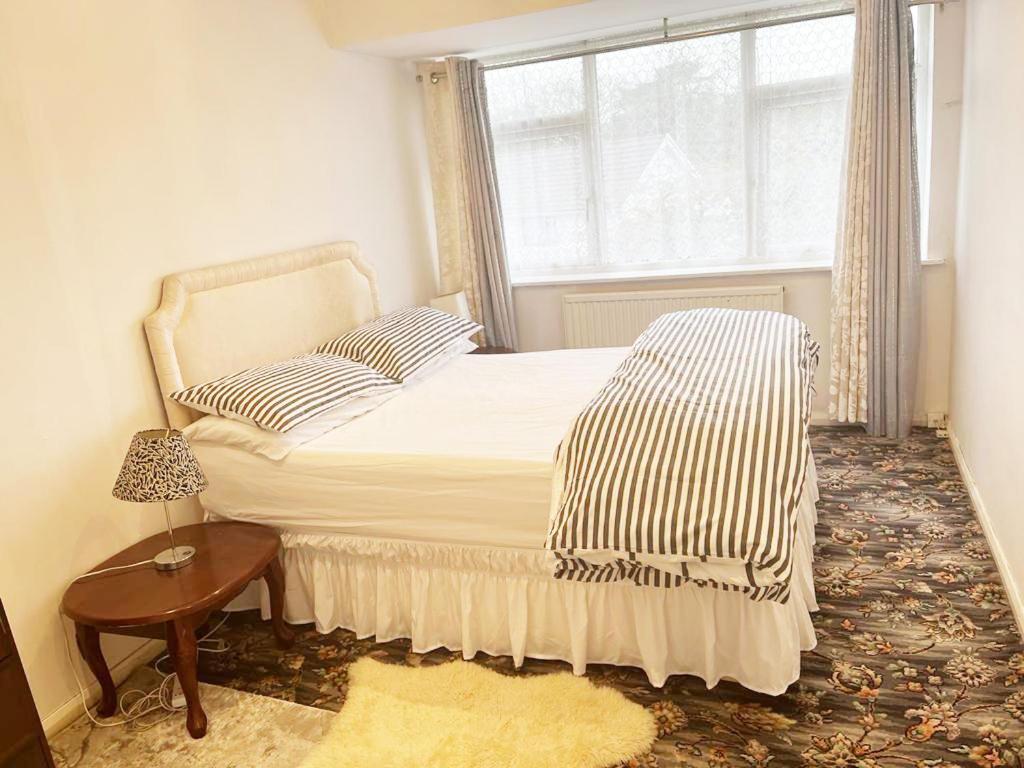 Blessings Of Peace Home Away From Home 카디프 외부 사진